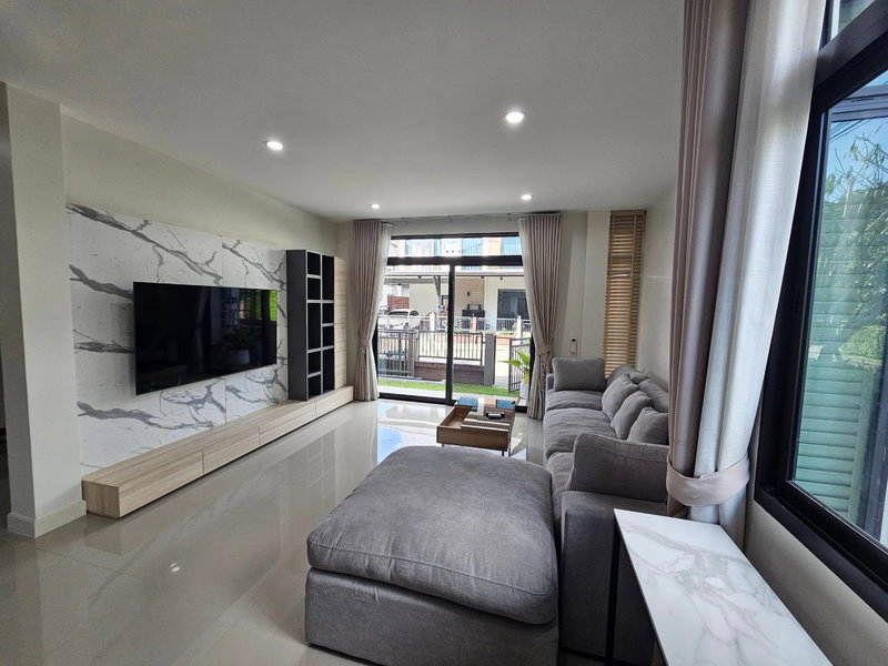 บ้านเดี่ยวให้เช่า : 🐶🐱Pet Friendly🧡❤️💗HPW0030-04 บ้านเดี่ยว เอชเคป ซีรีน บางนา - สุขาภิบาล 2 𓂃🖊LINE : @229eskvo 🧡❤️💗