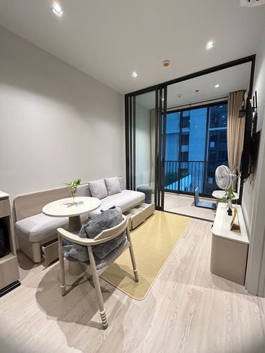 References Sathon - Wongwianyai เรฟเฟอเรนซ์ สาทร - วงเวียนใหญ่ 34.6ตรม