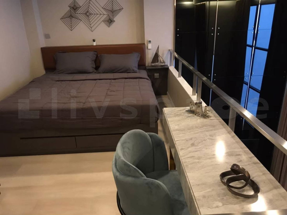 picture ▚ LF183ツ For Rent: Knightsbridge Prime Sathorn – 1 Bed Duplex 38 sqm. 🏙️🌊 High Floor, Stunning City & River View, Functional Layout, Fully Furnished - 2/5