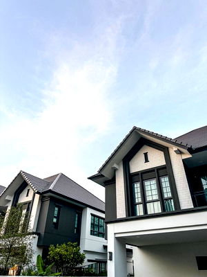 บ้านเดี่ยว สมุทรปราการ : The City Bangna 2 พื้นที่ใช้สอย 430 ตร.ม. ที่ดิน 105.9 ตร.ว. บ้านสวย สภาพดี โซนส่วนตัว ใกล้คลับเฮ้า 