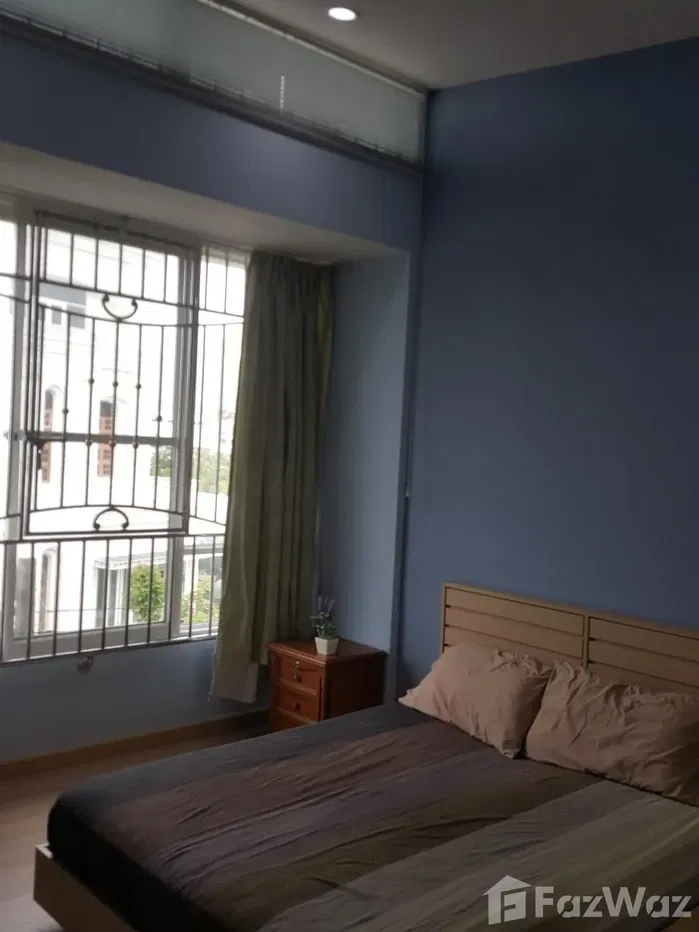 picture Chic Charmer: Find a Magical Blend of Convenience and Comfort in This Sathorn-Narathiwas Townhouse 1151054 - 8/11