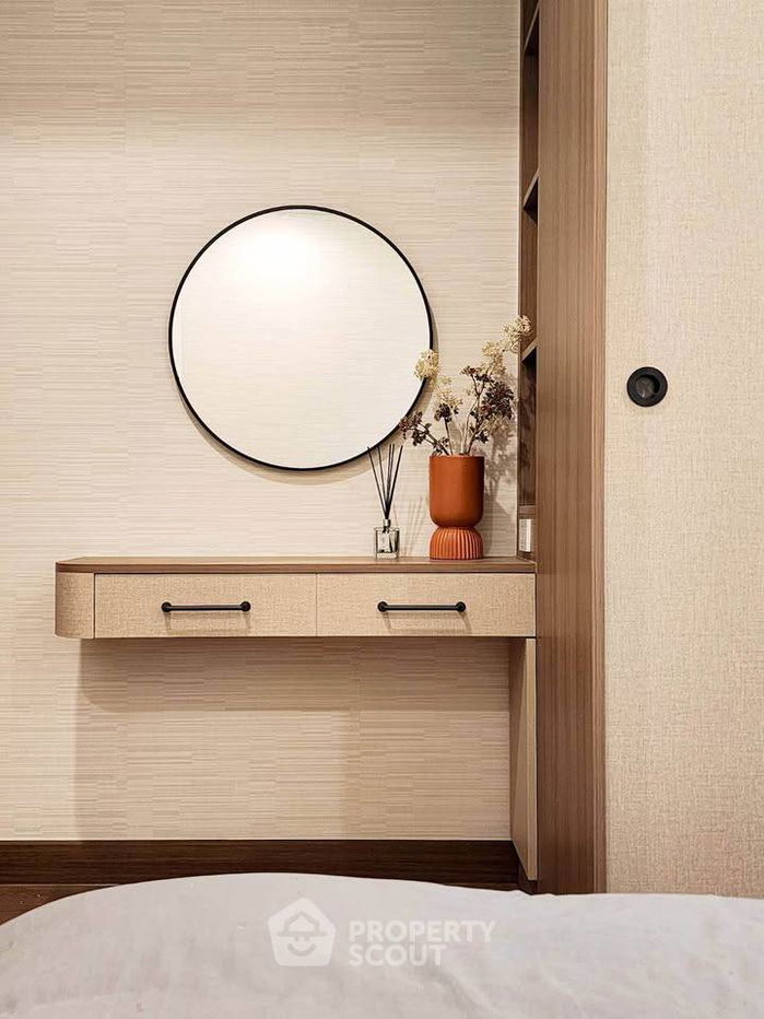 picture 2-BR Condo at Supalai Oriental Sukhumvit 39 near MRT Phetchaburi (ID 2585086) - 8/17