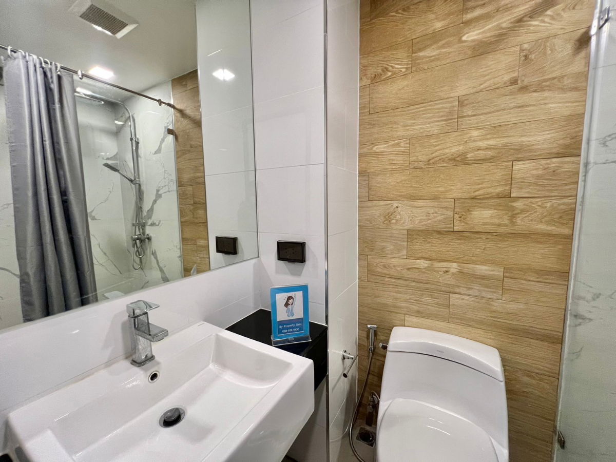 รูป ห้อง Studio ราคา 7500 บาท ชั้น 3 ห้องว่างพร้อมเข้าอยู่ ตึกใหม่ Aston ไซต์ 24 ตรม. - รูปที่ 8/18