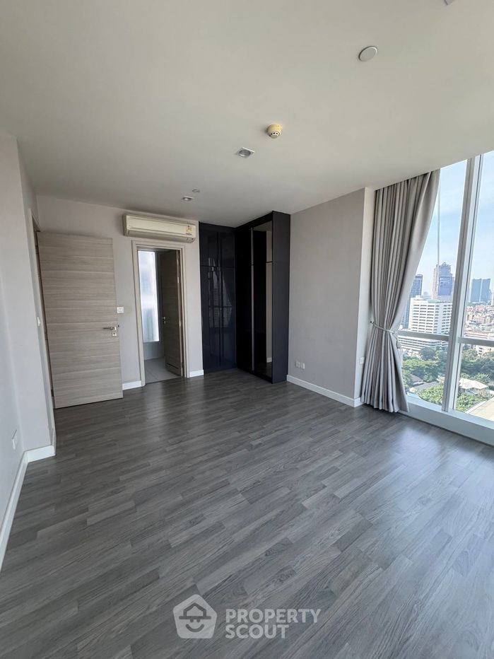 picture 2-BR Condo at The Room Sathorn near BTS Saint Louis (ID 2582580) - 4/9