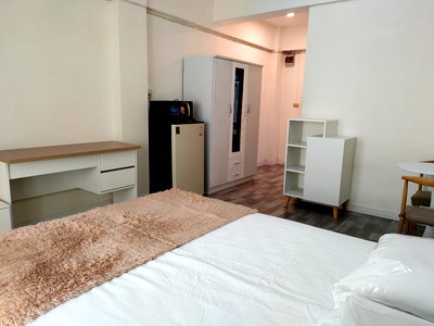 เช่าคอนโด กรุงเทพมหานคร : นิรันดร์เรซิเดนซ์ 3 หอราม 2 ห้องสวย 3,600-3800 บาท ไฟหลวง