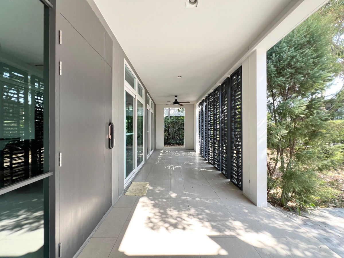 รูป ให้เช่า บ้านเดี่ยว มัณฑนา บางนา กม.7 รีโนเวทใหม่ สภาพดีมาก 4 ห้องนอน มีสวนกว้าง - รูปที่ 3/25