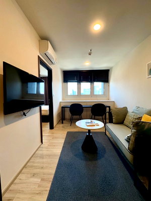 Condos for rent : Condo for rent in XT Huaikhwang (MRT Huaikhwang) (SA-01)