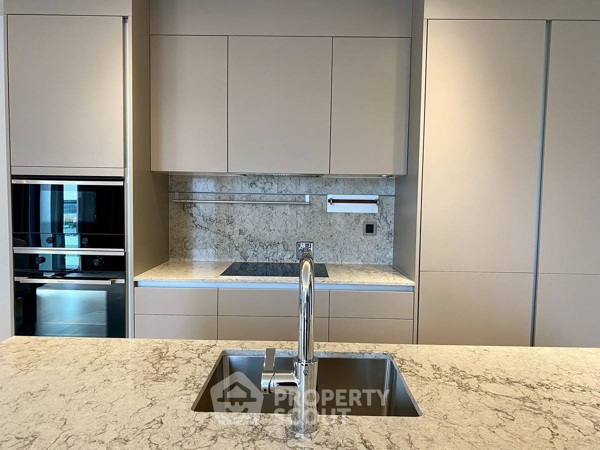 picture 2-BR Condo at Tonson One Residence near BTS Chit Lom (ID 2359586) - 5/16