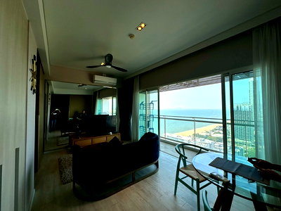 ขายคอนโด : 🇹🇭 ขายคอนโดหรู Veranda Residence Pattaya วิวทะเลเต็มตา – ใช้ชีวิตติดทะเลในสไตล์รีสอร์ต 🌅