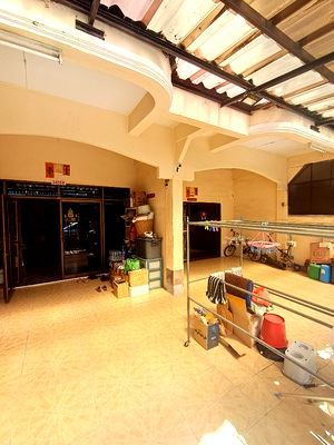 ทาวน์โฮม กรุงเทพมหานคร : ขายทาวน์โฮม 3 ชั้นใกล้ BTS ลาซาลแบริ่ง500เมตรมี2หลังติดกันซื้อแยกหรือรวมก็ได้