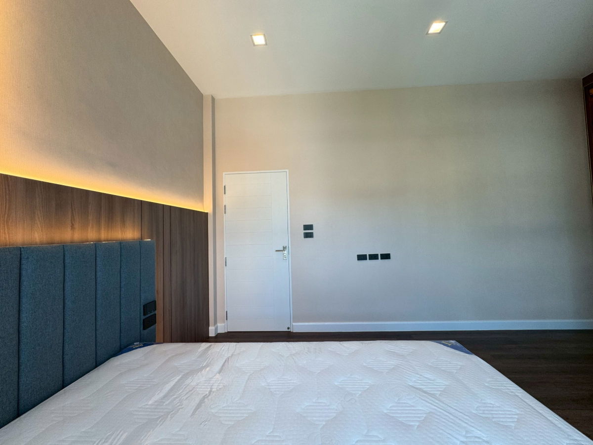 รูป Bangkok Boulevard Bangna KM.5 : บางกอก บูเลอวาร์ด บางนา กม.5 299ตรม. - รูปที่ 11/24