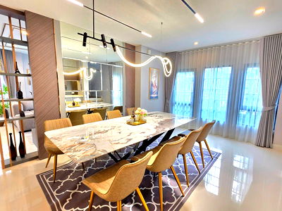 Houses for rent Samut Prakarn : 🏡 Premium Detached House for Rent – CENTRO BANGNA ✨🌹🌹 🛏️ 4 Bedrooms | 5 Bathrooms ✨ Beautifully decorated with a luxury finish