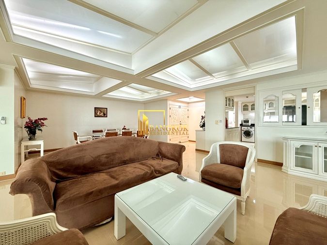 Tai Ping Tower | Large 3 Bedroom Condo in Ekkamai Area- BR60919CD