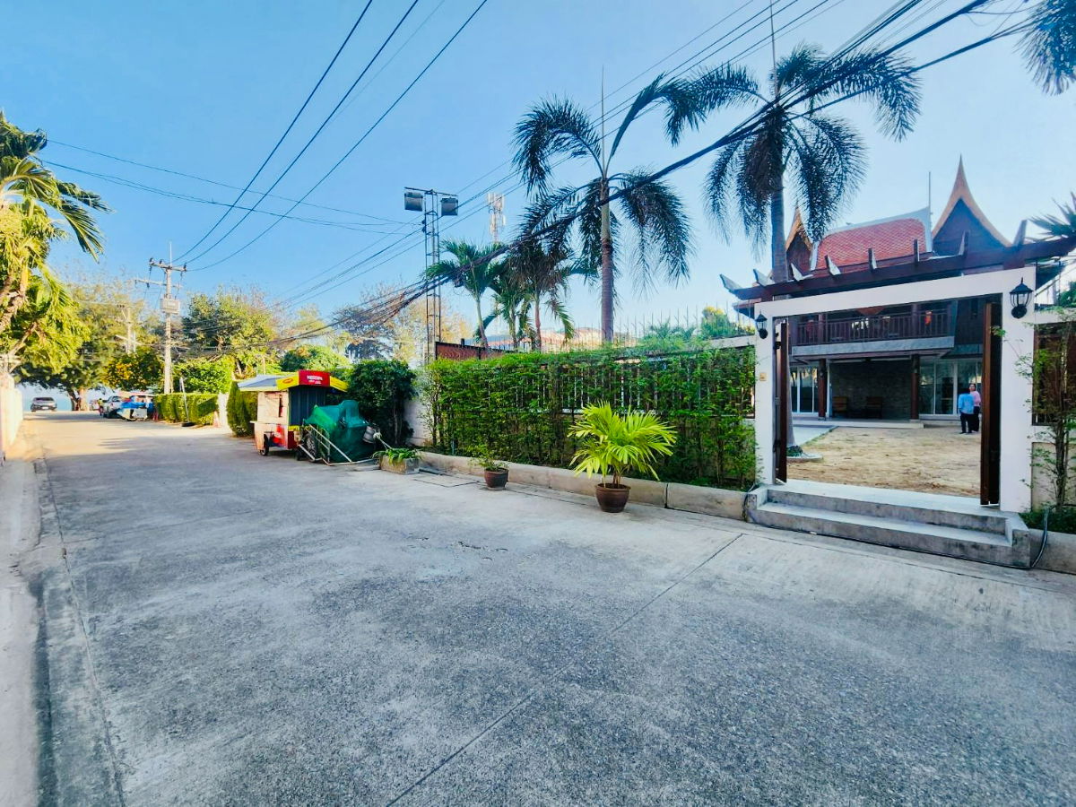 รูป ✨ ขาย พูลวิลล่าเรือนไทย ติดทะเล 2 ชั้น 3 นอน 3 น้ำ 1 โถงรับแขก มีสระน้ำส่วนตัว 150 ตรว 50 เมตรถึงหาดชะอำ 🏡💖 - รูปที่ 38/42