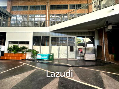 Retail spaces for rent Sukhumvit Road : 73 sqm Retail Space for Lease in Khlong Toei Bangkok