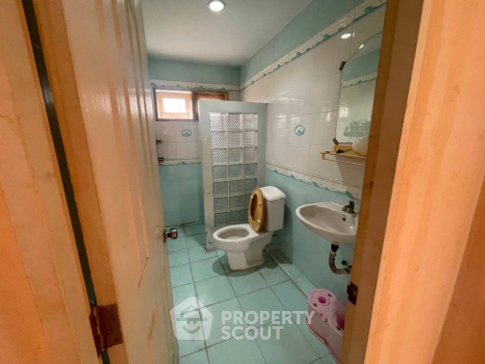 picture 4-BR House in Lam Phak Chi (ID 1480162) - 13/15