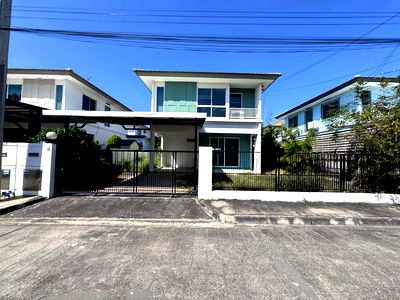 ขายบ้านเดี่ยว : ประกาศขาย บ้านเดี่ยว พฤกลดา บางใหญ่ นนทบุรี ราคาเสนอขาย 3,800,000 บาท  ( ต่อรองได้ )