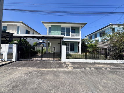 ประกาศขาย บ้านเดี่ยว พฤกลดา บางใหญ่ นนทบุรี ราคาเสนอขาย 3,800,000 บาท  ( ต่อรองได้ )