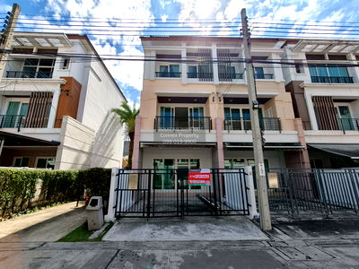 Townhouses for sale Bangkok : For Sale Townhouse/Townhome  , BAAN KLANG MUANG LADPRAO - SENA 2 , wide frontage , newly renovated , Lat Phrao , Lat Phrao , Bangkok , CX-143608 ✅ Live chat with us ADD LINE @connexproperty ✅