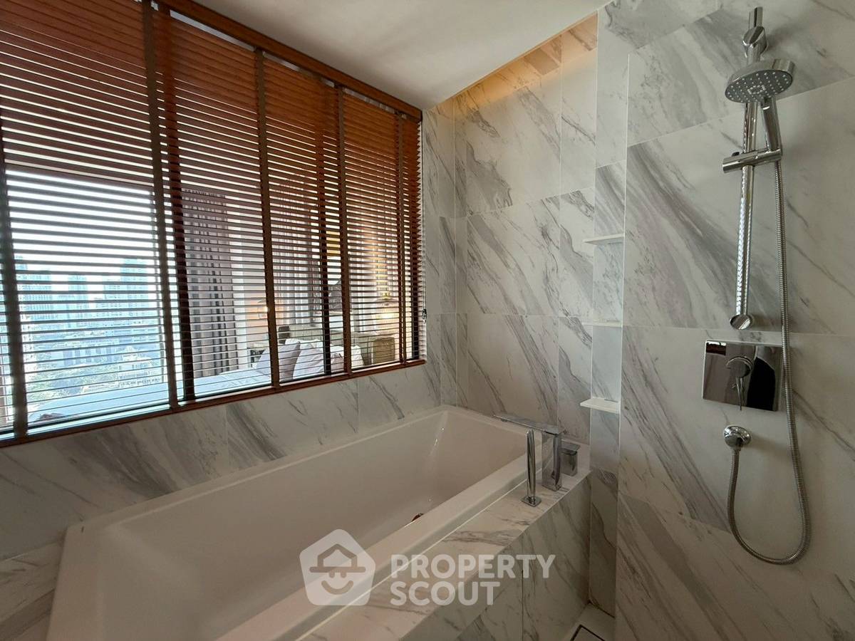 picture 2-BR Condo at Muniq Sukhumvit 23 near MRT Sukhumvit (ID 2579065) - 5/10