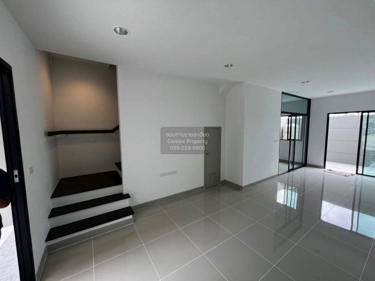 picture For Rent Townhouse/Townhome , Premium Place Phaholyothin - Ramintra , Tha Raeng , Bang Khen , Bangkok , CX-144006 ✅ Live chat with us ADD LINE @connexproperty ✅ - 4/12