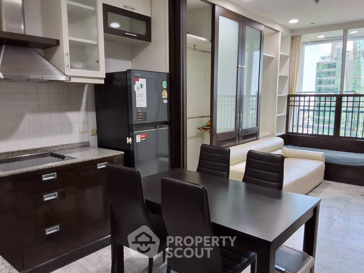 รูป คอนโด 2-ห้องนอน ที่ สาธร เฮ้าส์ คอนโดมิเนียม ใกล้ BTS สุรศักดิ์ (ID 2557120) - รูปที่ 6/9