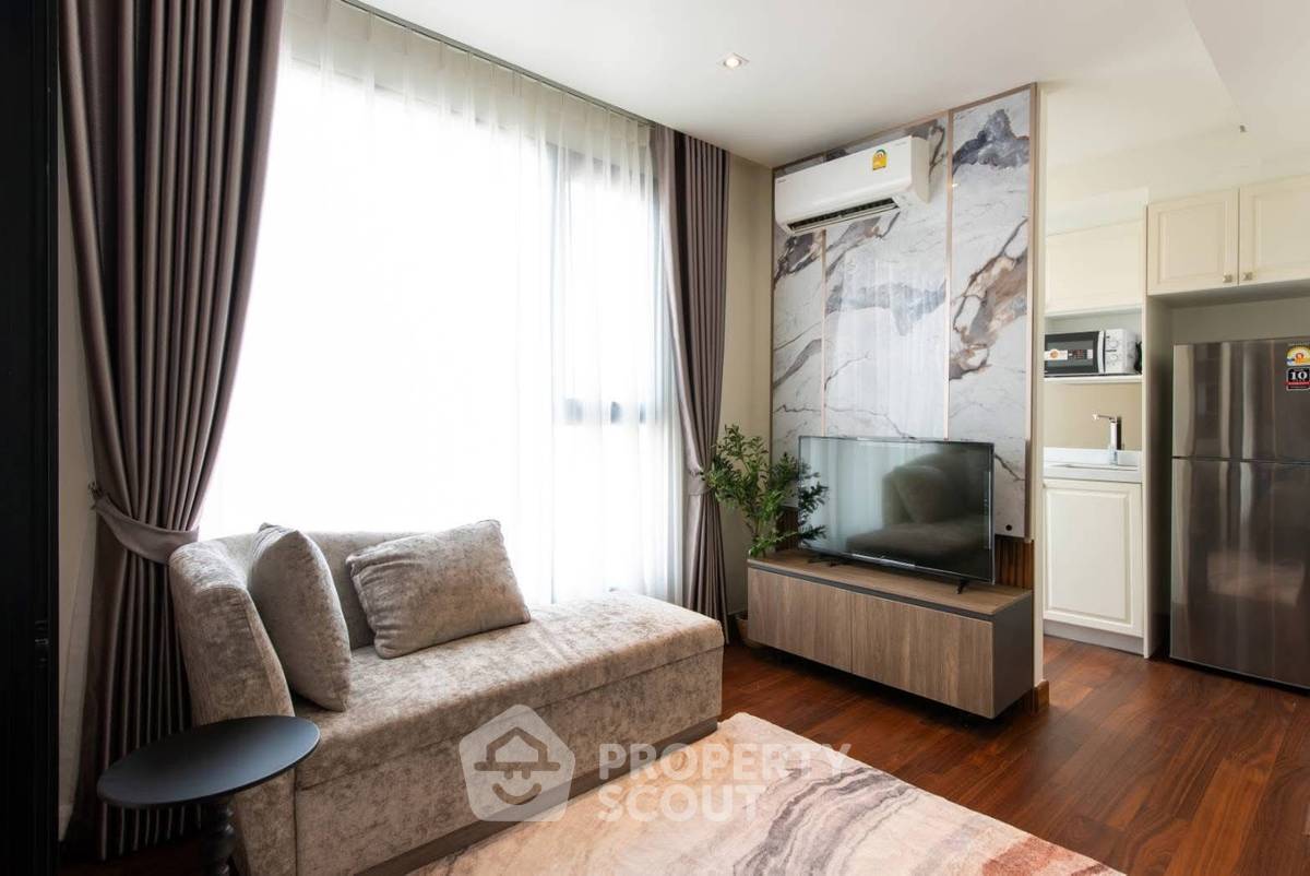 picture 1-BR Condo at Altitude Symphony Charoenkrung near BTS Saphan Taksin (ID 2579430) - 8/24