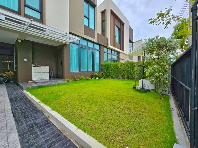 3-bed house for sale, 153 sqm, 57.1 sq wah, Baan Klang Muang The Edition Pinklao - Boromarajonani 2