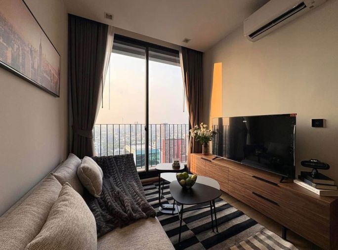 ห้องสวย🥰✨พร้อมอยู่ 33,000 Noble Around BTS อารีย์ 90 m contact idline:kat03