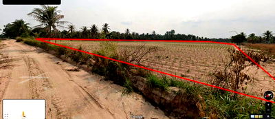 Land for sale บ่อวิน : Land for sale in Bowin, Sriracha. Prime location, beautiful plot, midway between industrial estates.