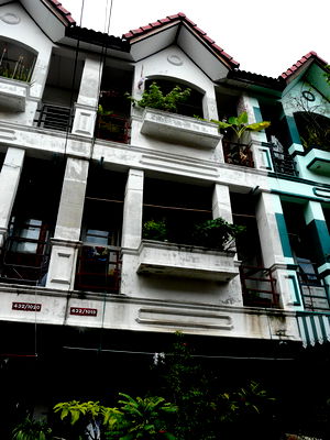 Townhouses for sale Thung Khru : To Sell 3-Storey Townhouse in Moo Ban WisetesukNakorn, Pracha Uthit 79