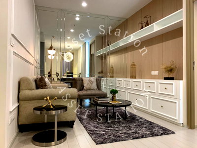 Condos for rent : ✨ 2-Bedroom Condo 🏢 NOBLE PLOENCHIT Convenient location 👜 Direct access to BTS Ploenchit 🚆
