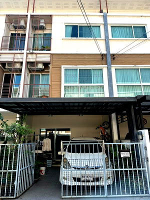 ทาวน์โฮม ถนนศรีนครินทร์ : ขายทาวน์โฮม 3 ชั้น วิลเลต ซิตี้ พัฒนาการ 38