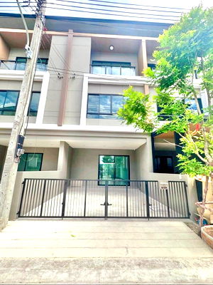 ทาวน์โฮมให้เช่า : ให้เช่าพรีเมียม เพลส พหลโยธิน-รามอินทรา (Premium Place Phaholyothin-Ramintra) ติดถนนเทพรักษ์ 