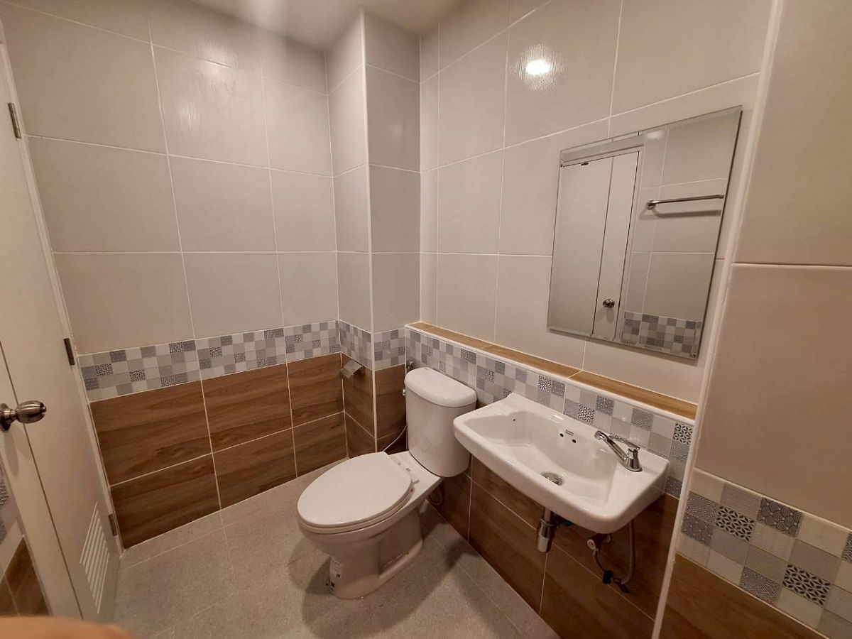 รูป อาคารพาณิชย์ 3.5 ชั้น โครการอยู่เจริญ ถนนวิภาวดีรังสิต 37 - รูปที่ 5/12