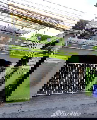 Houses for rent Bangkok : 2 Bedroom House for rent in Bang Chak, Bangkok  1757996