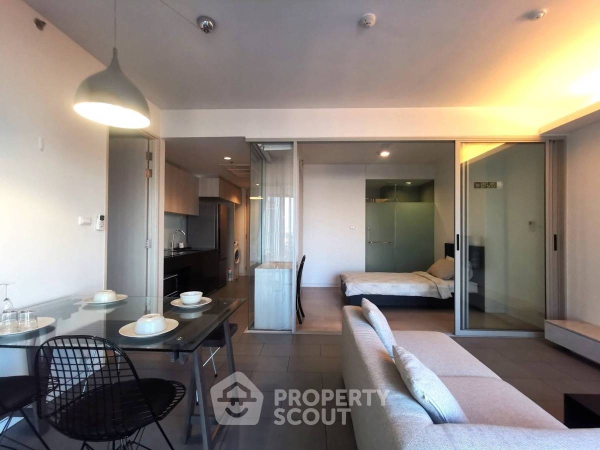 picture 2-BR Condo at Siamese Ratchakru near BTS Sanam Pao (ID 376153) - 1/12