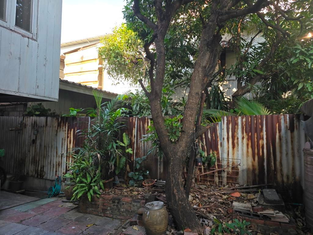 รูป ขายบ้าน 2 หลัง 37 และ 38 ตรว. แชร์ทางเข้าออกกับบ้านอีก 2 หลังในซอยสุขสันต์เข้าออก 2 ทางถนนทรัพย์หรือ ถนนสุรวงศ์ - รูปที่ 20/38