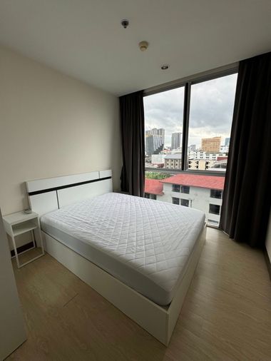 1-bed condo for rent, 30 sqm, Chewathai Ramkamhaeng