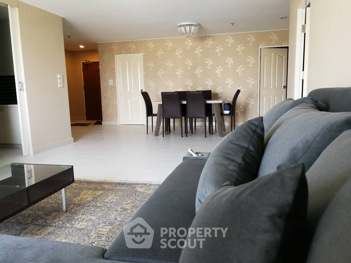 รูป คอนโด 2-ห้องนอน ที่ มาสเตอร์วิว เอ็กเซ็กคิวทีฟ เพลส คอนโดมิเนียม ใกล้ BTS กรุงธนบุรี (ID 2583734) - รูปที่ 2/17