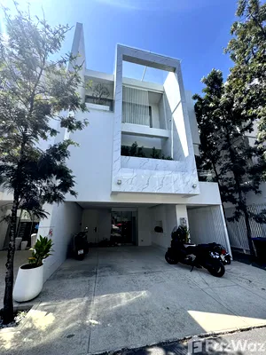 Houses for sale Phuket : 3 Bedroom Pool Villa for Sale 6003348