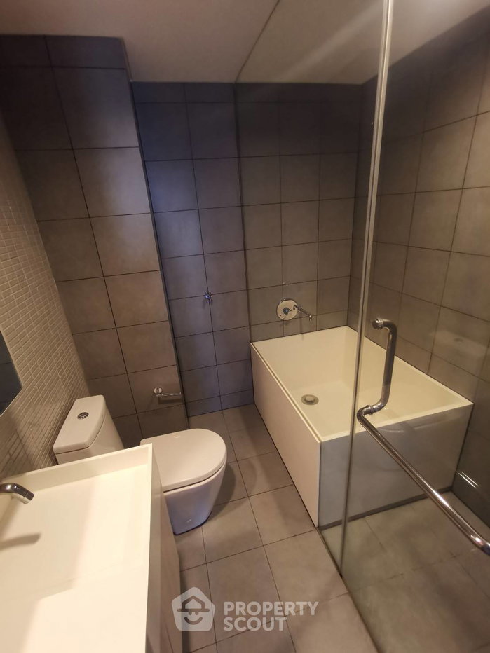 picture 2-BR Condo at Siamese Ratchakru near BTS Sanam Pao (ID 376153) - 6/12