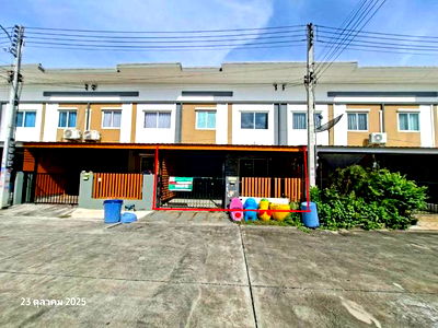 Townhouses for sale Sam Phran Nakhon Pathom : TOWN_HOUSE for sale  Ban Mai Sam Phran Nakhon Pathom