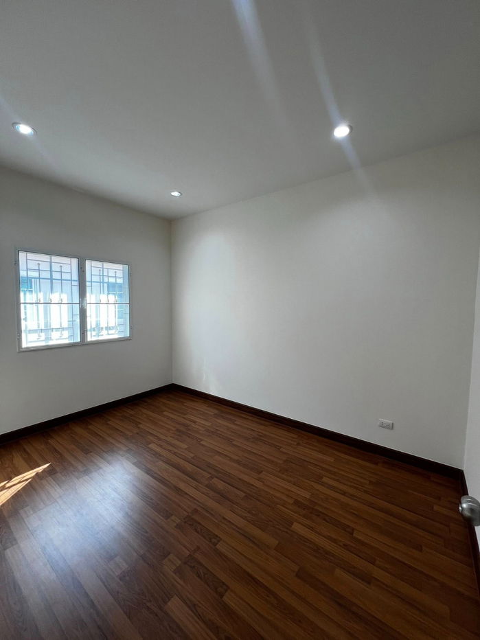 รูป ให้เช่า (หรือ ขาย) I Leaf Prime Prachauthit 90 - ทาวน์โฮมสไตล์โมเดิร์น (รีโนเวทใหม่) - รูปที่ 2/12