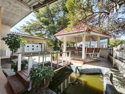 Single-storey house for sale Located in Sahakorn Kheha 15 Housing Project (corner unit) Lam Luk Ka Khlong 9 Land area: 108.5 rai