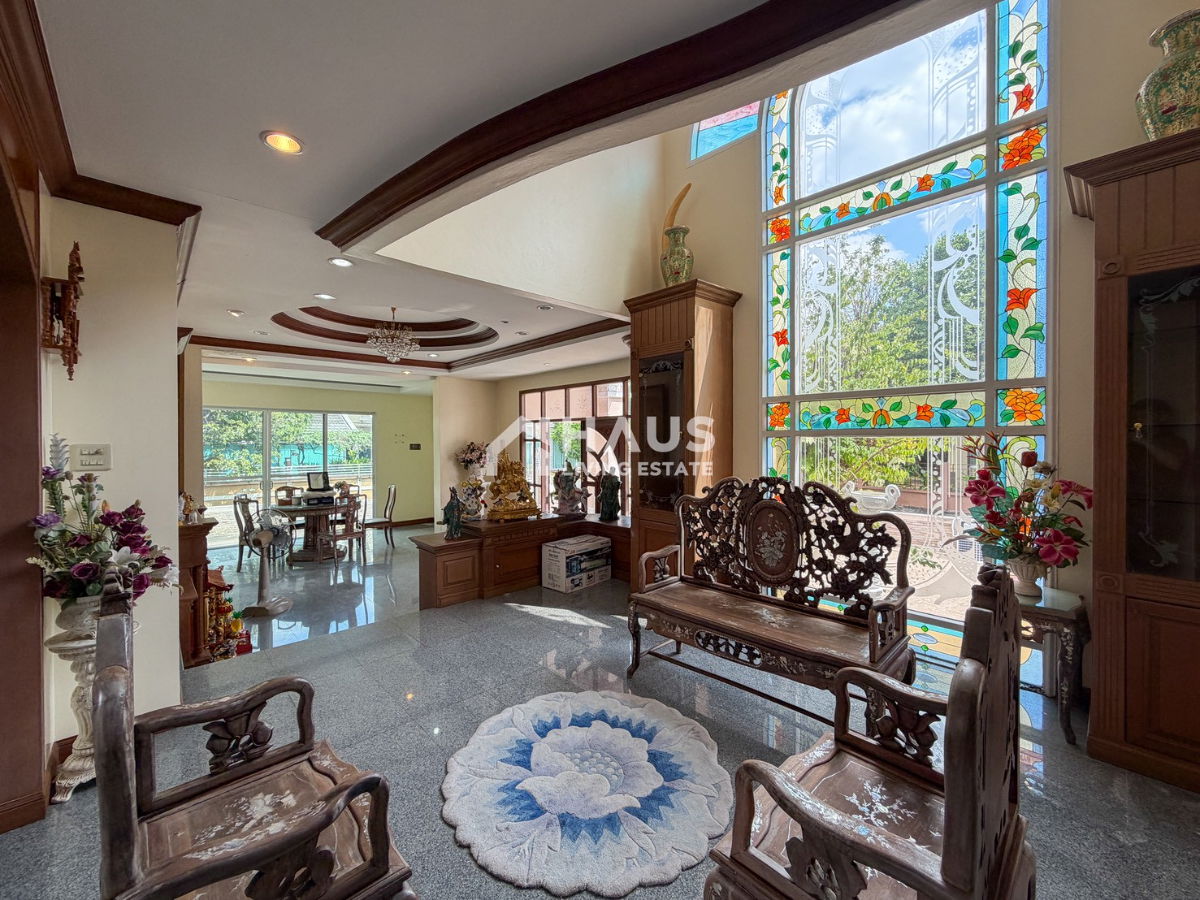 picture Krisadanakorn Pinklao - Phuttamonthon 2 / 4 Bedrooms #HPHU036 - 9/32