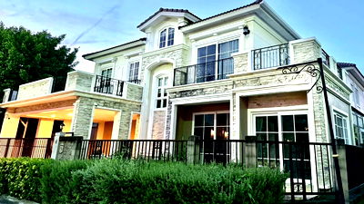 Houses for rent Bangkok : 🏘 Luxury Detached House for Rent – Grandio Ladprao–Kaset Nawamin 🔥🔥 🏡 Corner plot with garden view 🌿 ✨ Fully built-in throughout the house