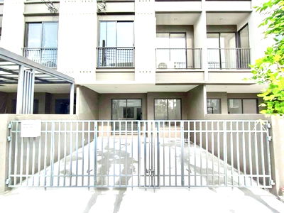 ทาวน์โฮมให้เช่า : ให้เช่าเฌอคูน สุขุมวิท 77 (Cherkoon Sukhumvit 77) ซอยอ่อนนุช 46 ถนนศรีนครินทร์ แขวงสวนหลวง เขตสวนหลวง