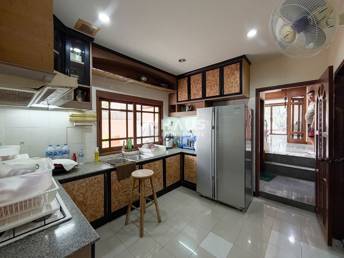 picture Krisadanakorn Pinklao - Phuttamonthon 2 / 4 Bedrooms #HPHU036 - 15/32