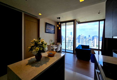 Condos for rent : The Esse Asoke. 2beds 76sqm. Line id: @pfagent